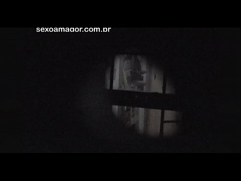 ❤️ Blondie ichi bo'sh g'ishtlar orqasida yashiringan qo'shni voyeur tomonidan yashirincha videoga tushadi ️❌ Super pornoda pornoda uz.hentai-id.ru ﹏